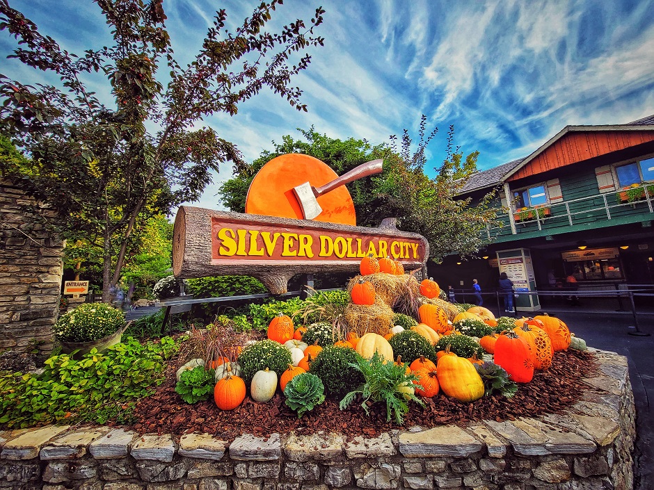 Silver Dollar City Entrance Sign in Fall