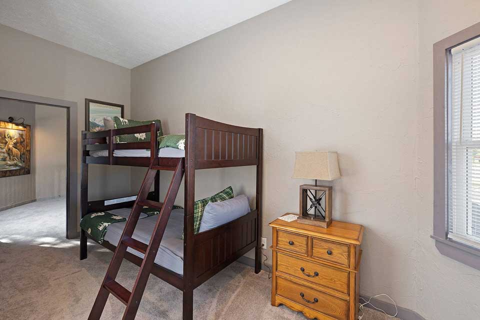 479_af166cca3b09a268b6481e9ddcc040d4